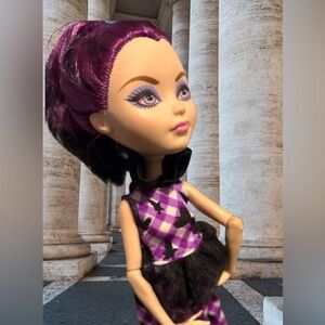 EVER AFTER HIGH ENCHANTED PICNIC RAVEN QUEEN DOLL